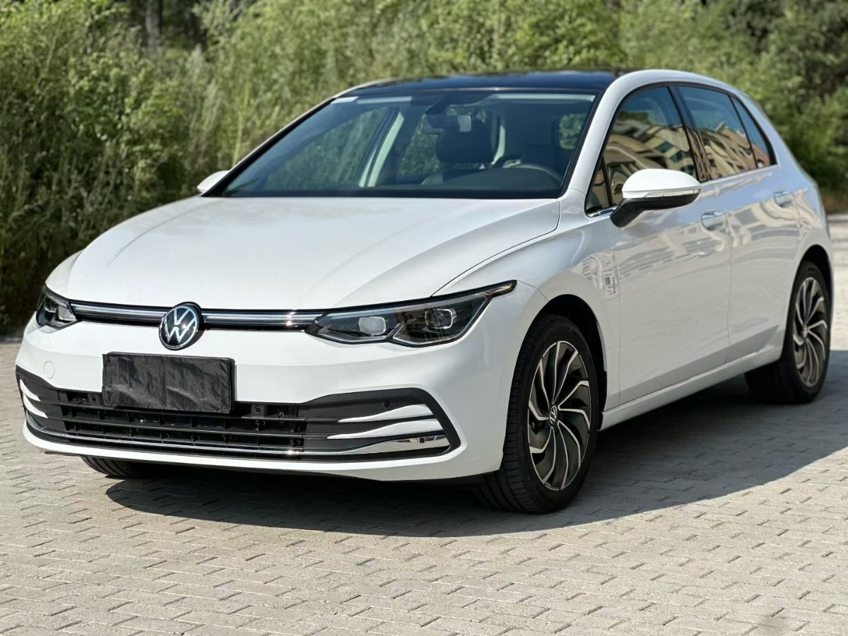 Volkswagen Golf 2023 #2 Volkswagen Golf 2023 car image #2
