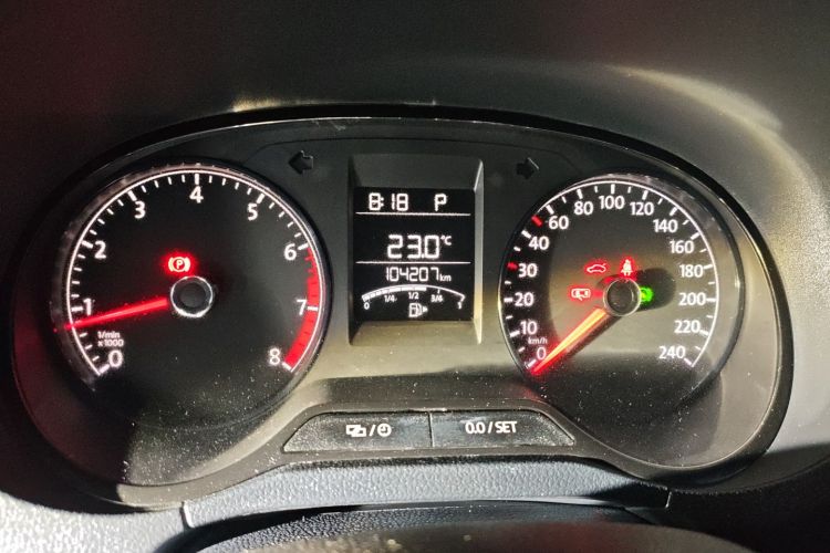 Volkswagen Polo 2018 imagem de carro #12