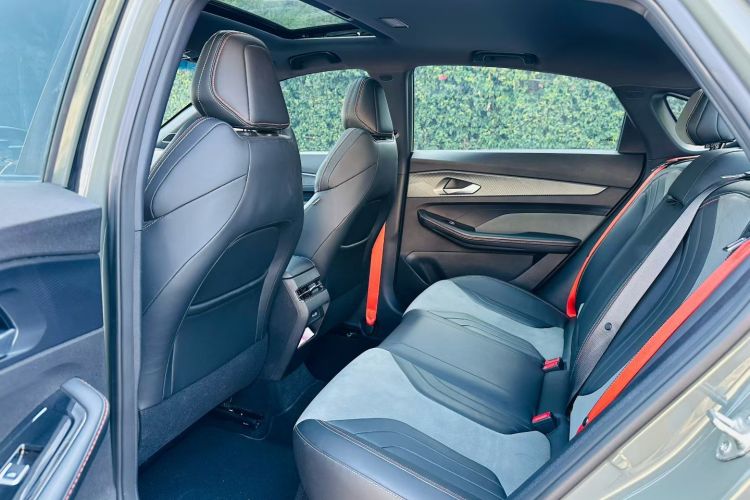GEELY Binray 2023 #17 GEELY Binray 2023 immagine di auto #17