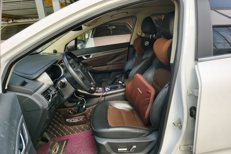 GEELY Emgrand GS 2018 #19 GEELY Emgrand GS 2018 immagine di auto #19