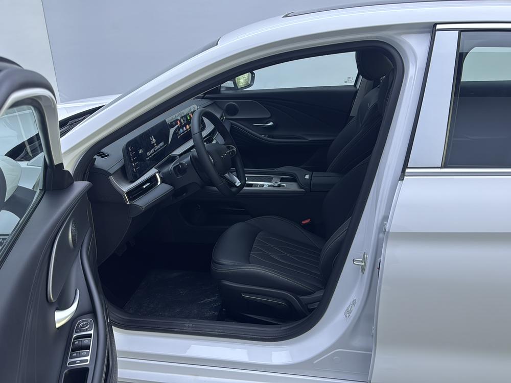 Chery Arrizo 8 2026 #17 Chery Arrizo 8 2026 car image #17