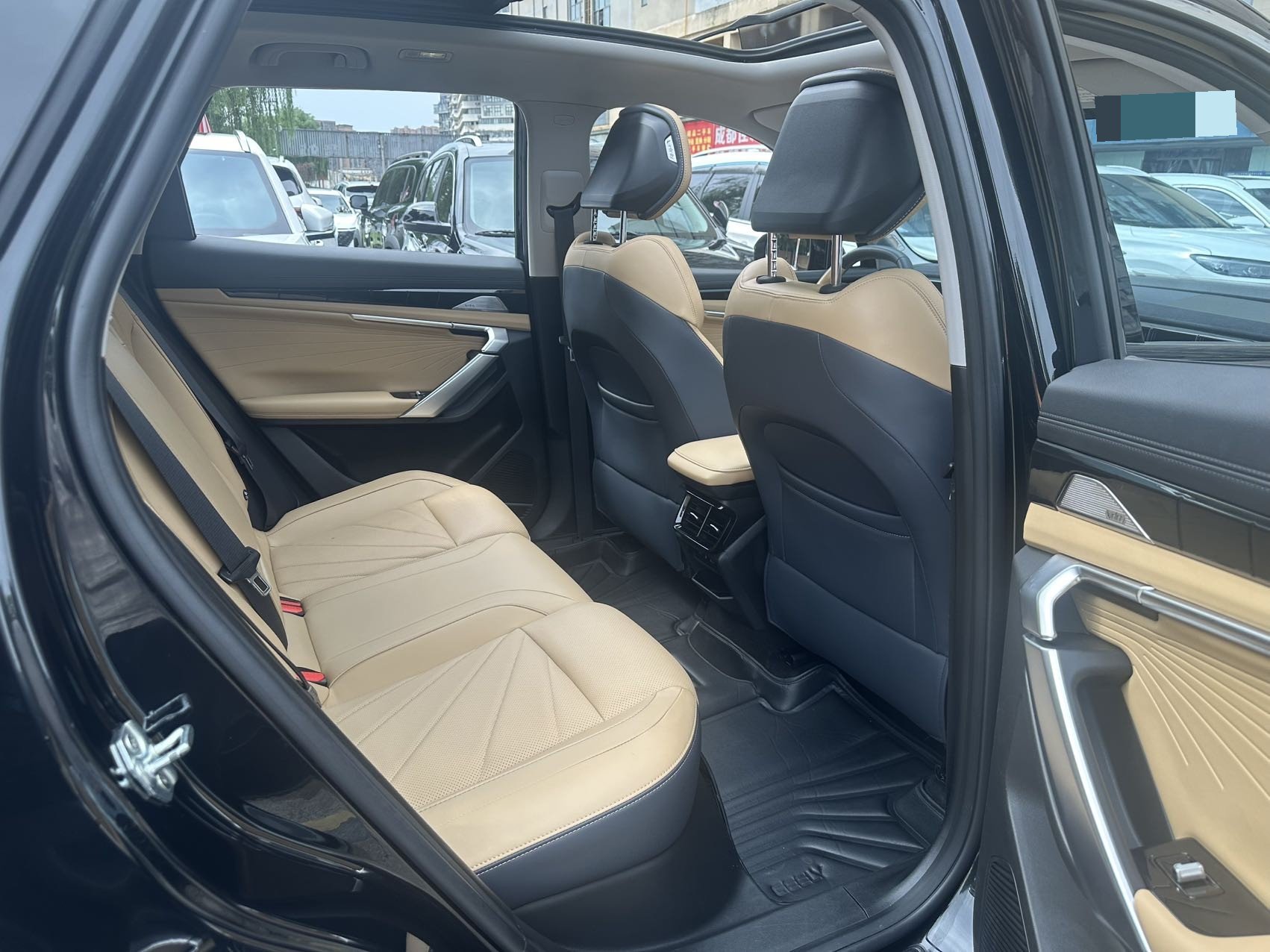 GEELY Boyue L 2023 car image #7