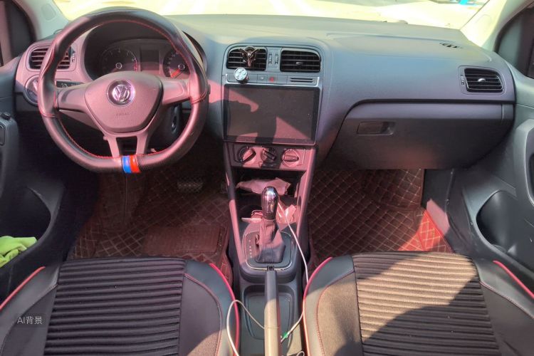 Volkswagen Polo 2017 car image #11