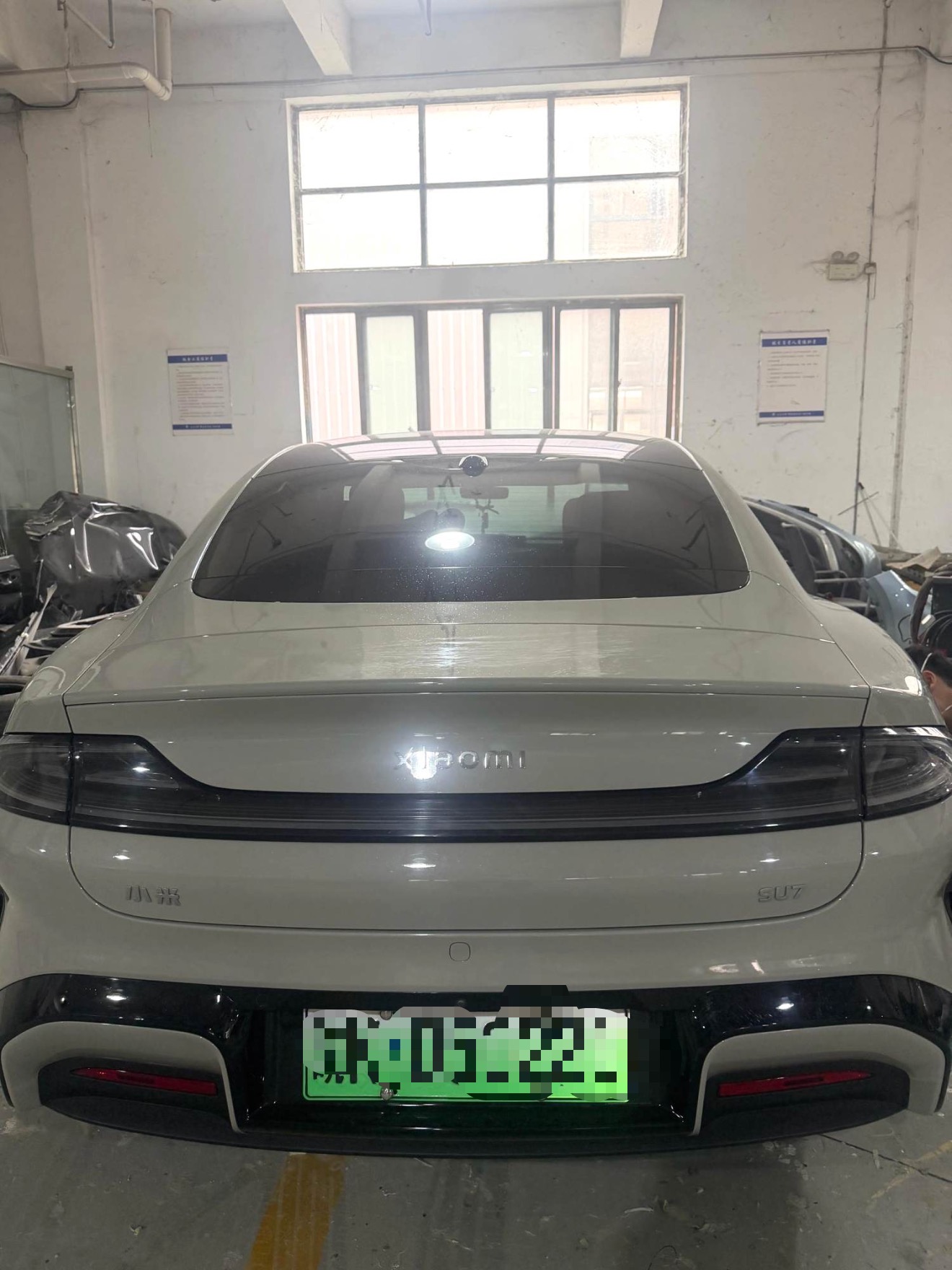 MI SU7 2024 car image #4