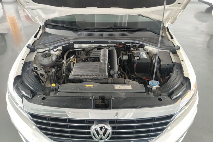 Volkswagen Lavida 2019 car image #22