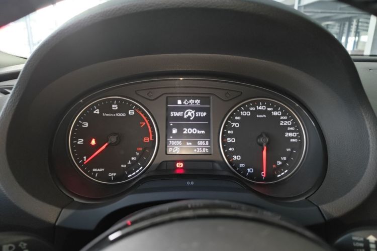 Audi A3 2016 car image #16