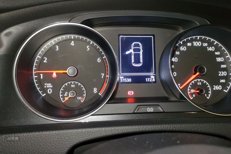 Volkswagen Golf 2019 car image #14