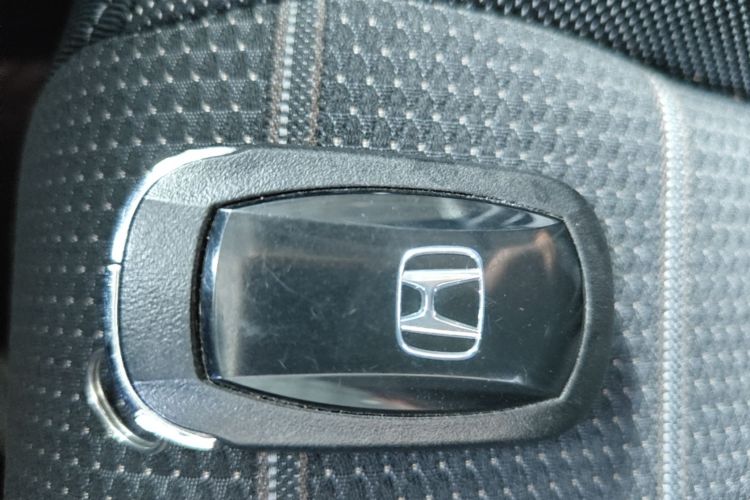 Honda CR-V 2023 car image #9