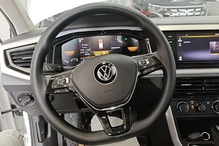 Volkswagen Polo 2024 #11 Volkswagen Polo 2024 car image #11
