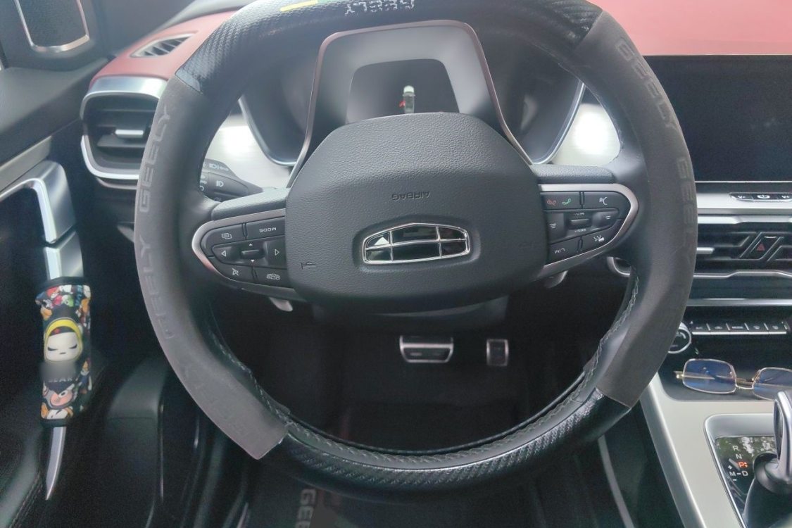 GEELY Coolray 2019 #24 GEELY Coolray 2019 car image #24