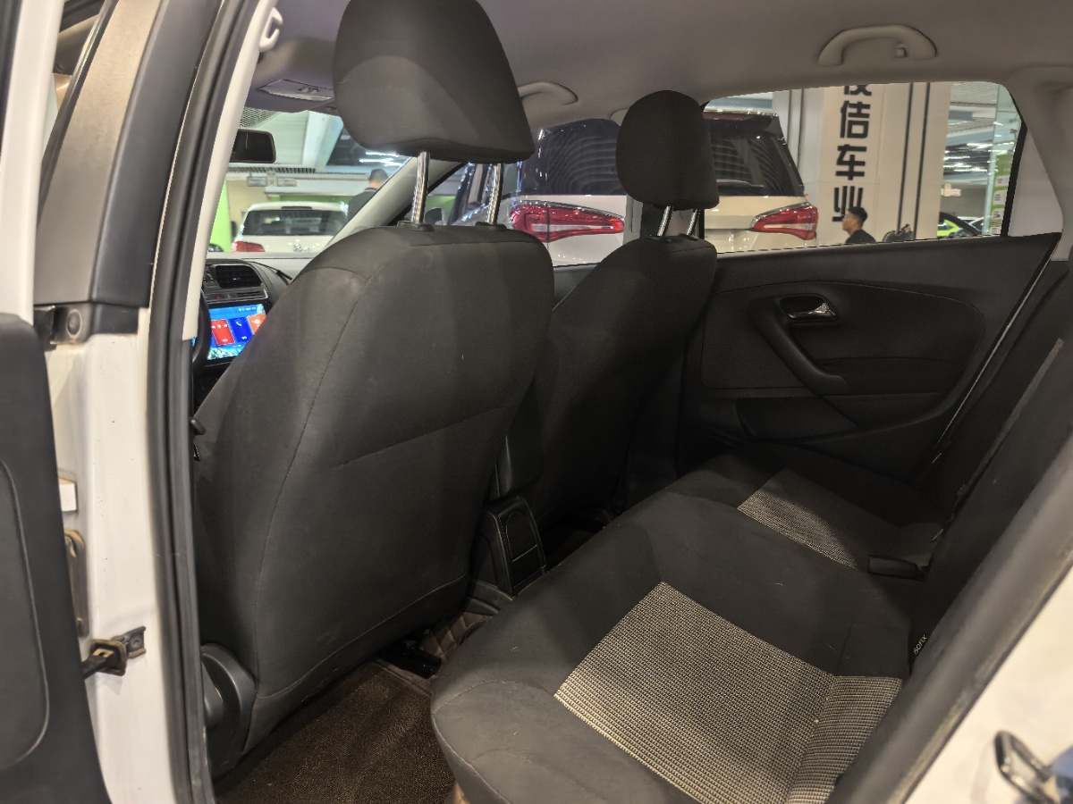 Volkswagen Polo 2019 immagine di auto #7