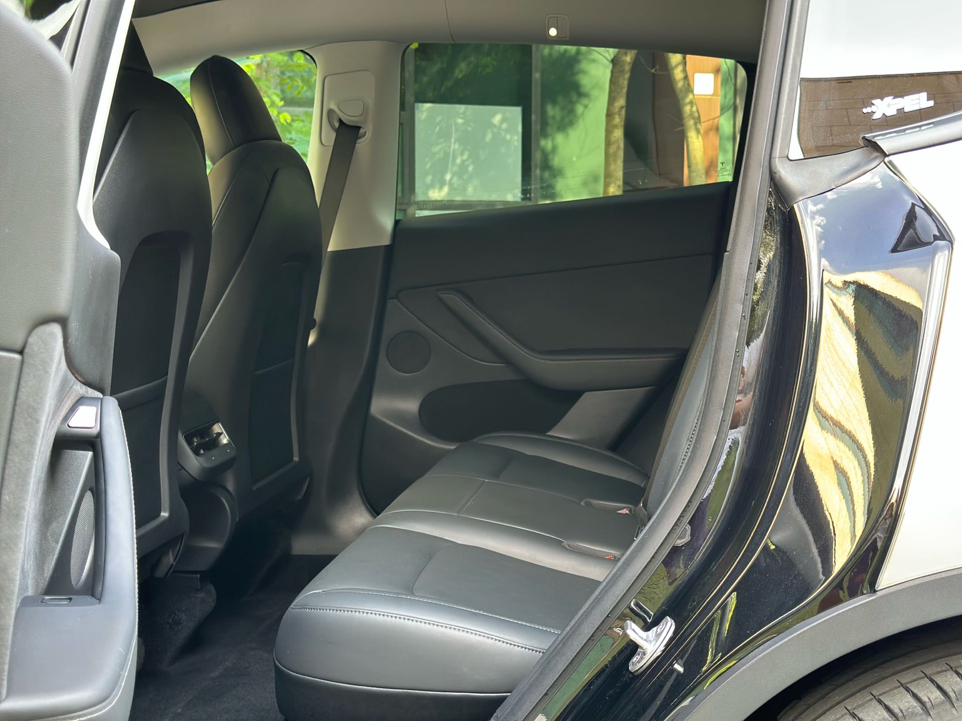 Tesla Model Y 2021 #8 Tesla Model Y 2021 صورة سيارة #8