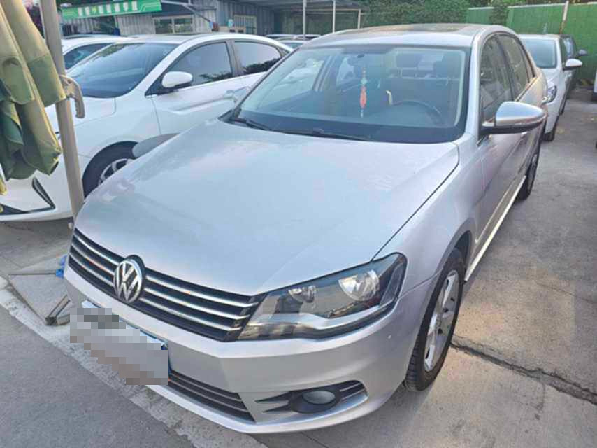 Volkswagen Bora 2014 #2 Volkswagen Bora 2014 изображение автомобиля #2