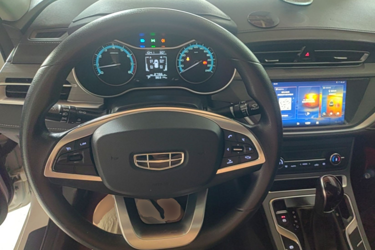 GEELY Emgrand 2021 #15 GEELY Emgrand 2021 car image #15