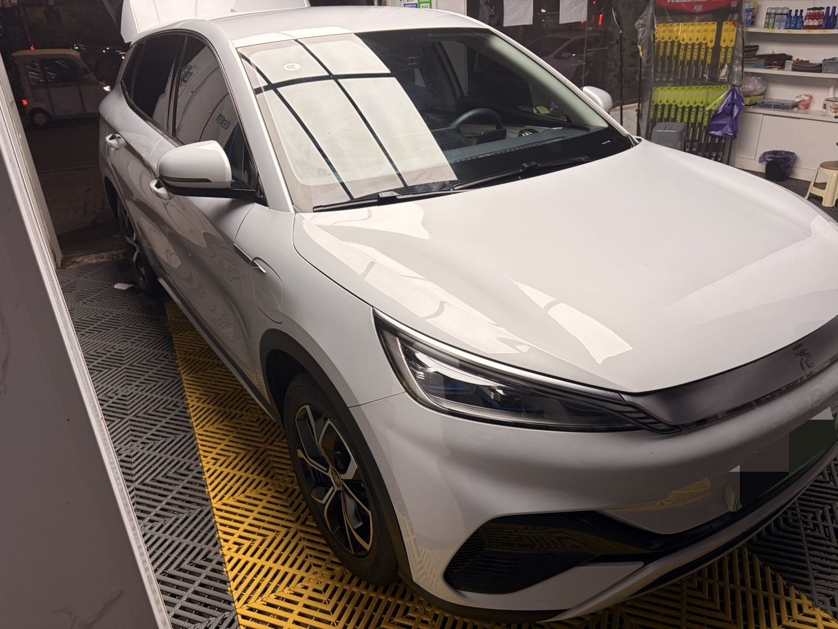 BYD Yuan Plus 2023 car image #2