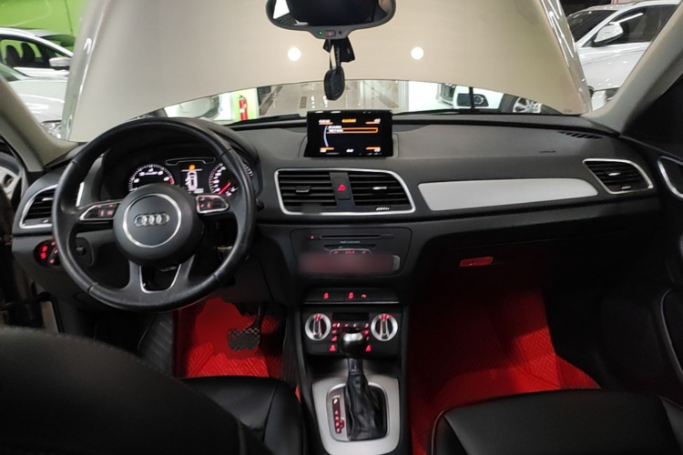 Audi Q3 2016 #10 Audi Q3 2016 car image #10