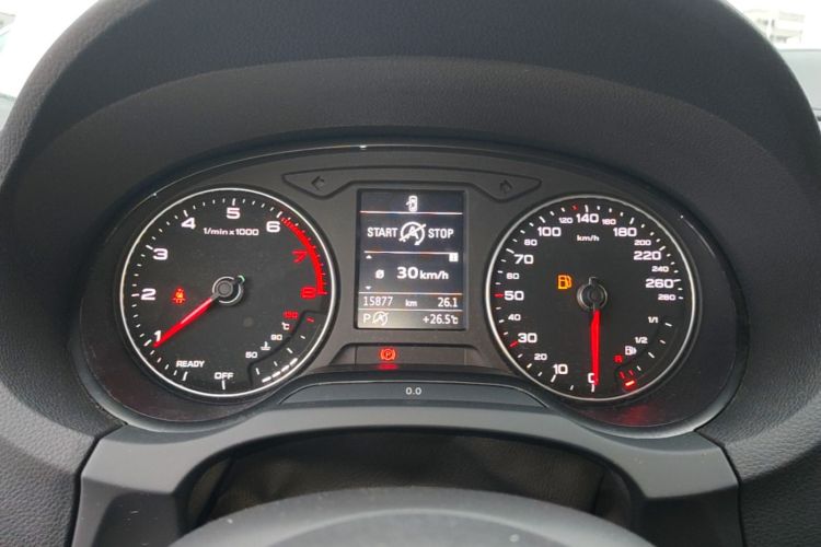 Audi A3 2020 immagine di auto #12