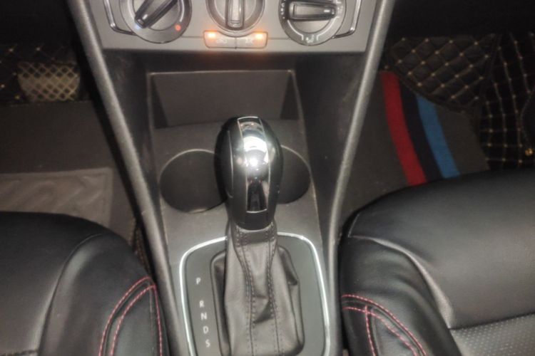 Volkswagen Polo 2018 #14 Volkswagen Polo 2018 car image #14