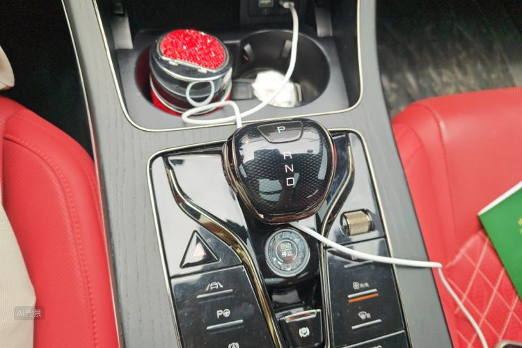 BYD Han 2021 car image #16