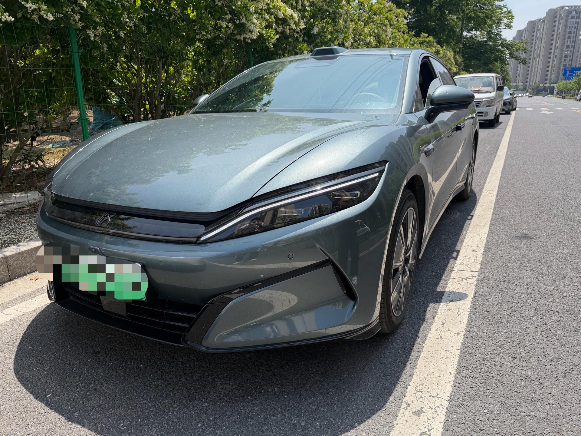 BYD HanL 2025 BYD HanL 2025 صورة سيارة