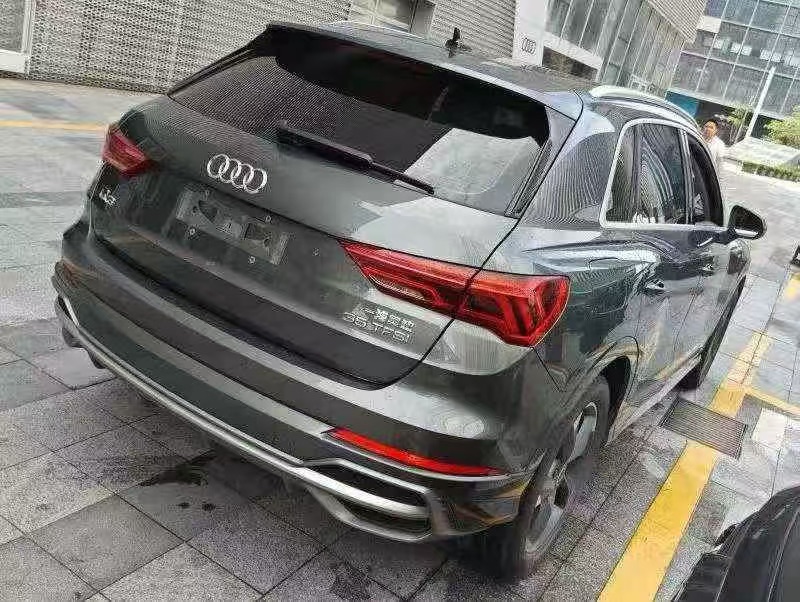 Audi Q3 2022 car image #6