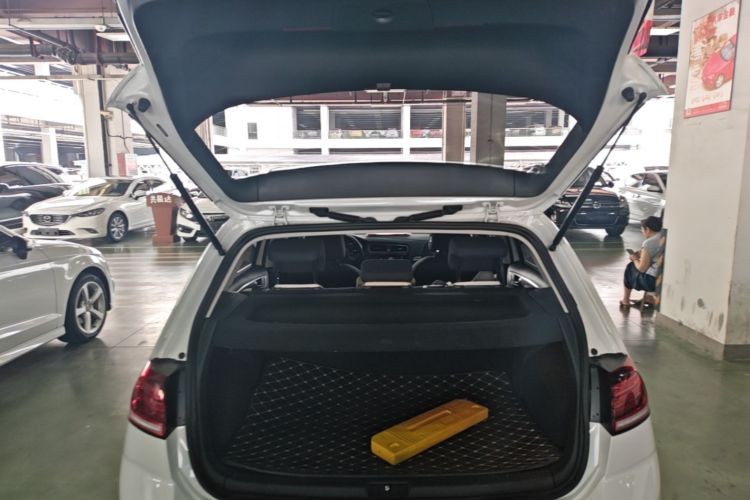 Volkswagen Golf 2019 #19 Volkswagen Golf 2019 car image #19