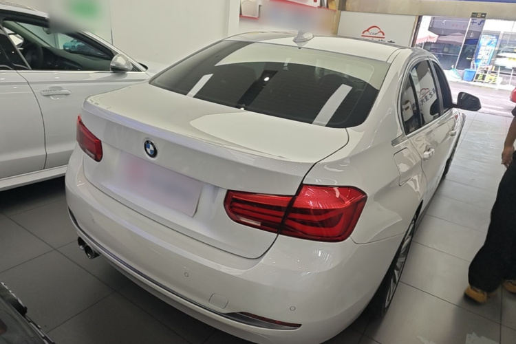 BMW 3 Series 2019 #7 BMW 3 Series 2019 immagine di auto #7