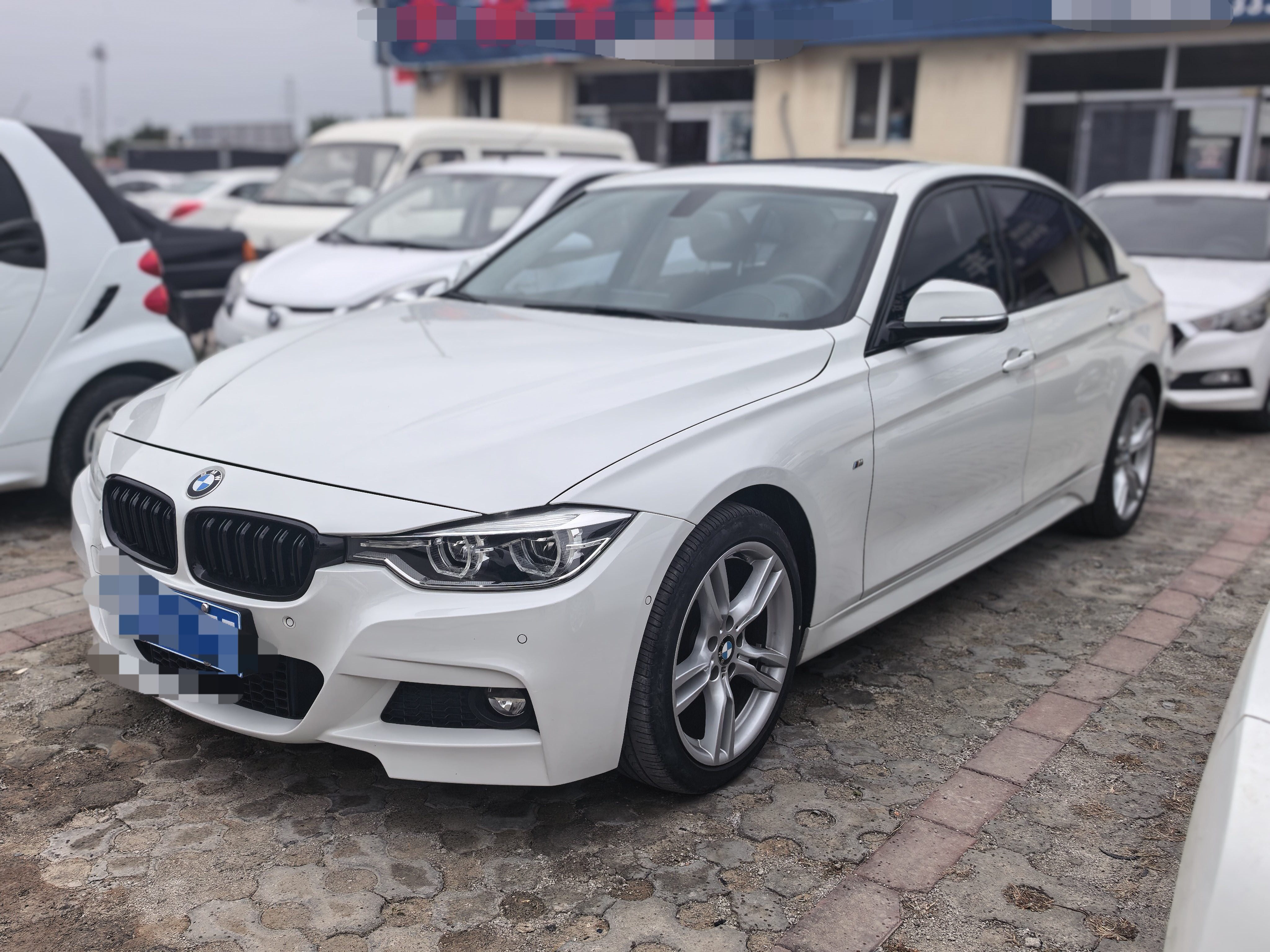 BMW 3 Series 2019 car image 