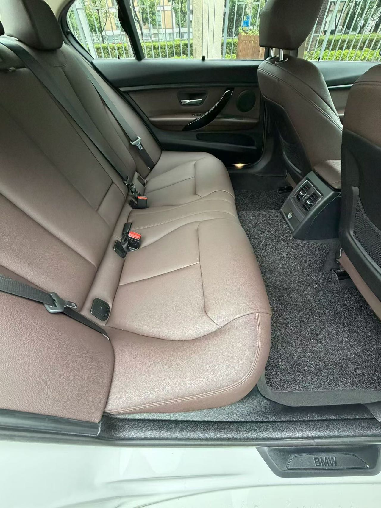 BMW 3 Series 2019 car image #4