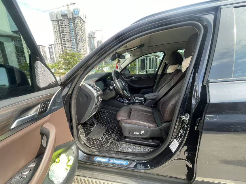 BMW X3 2021 car image #3