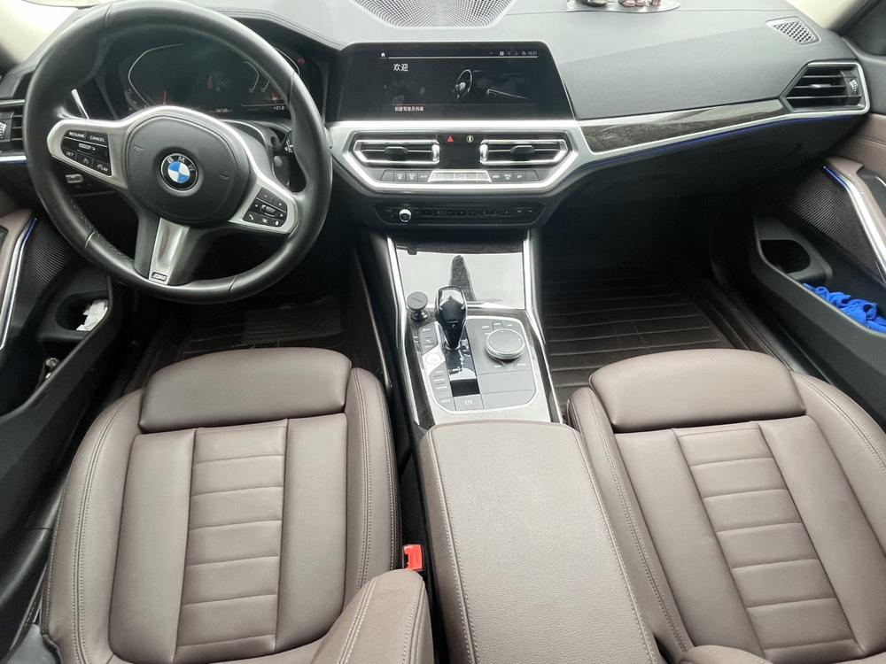 BMW 3 Series 2020 car image #18