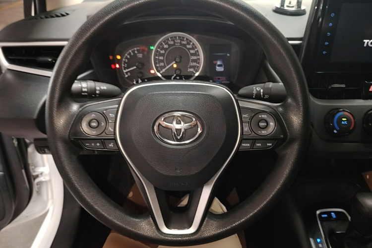 Toyota Corolla 2023 car image #11
