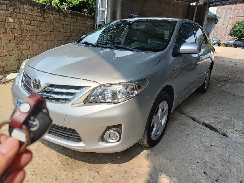 Toyota Corolla 2011 Toyota Corolla 2011 car image