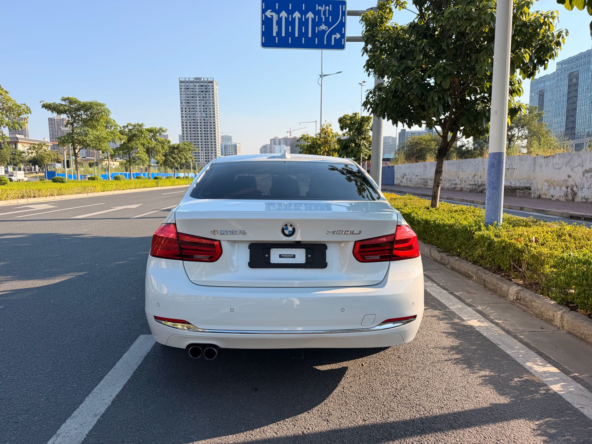 BMW 3 Series 2017 imagen de coche #9