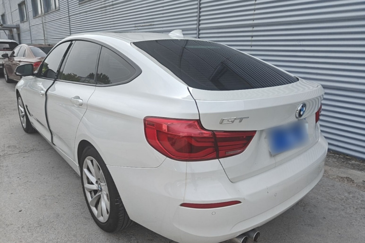 BMW 3 Series GT 2018 #5 BMW 3 Series GT 2018 car image #5