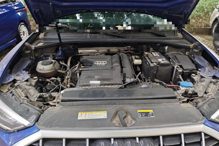 Audi Q3 2019 car image #22