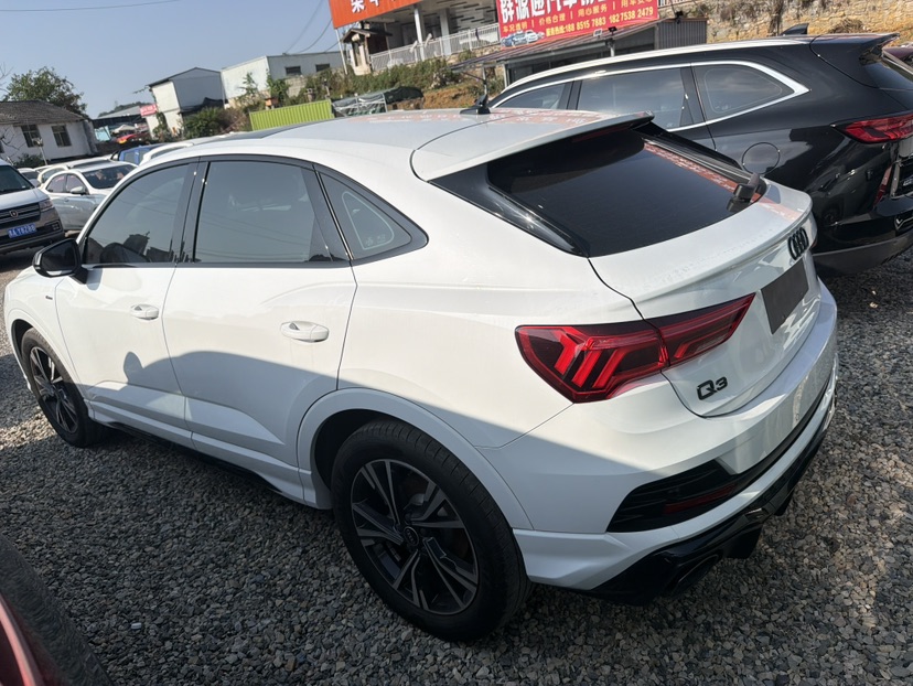 Audi Q3 Sportback 2022 car image #4