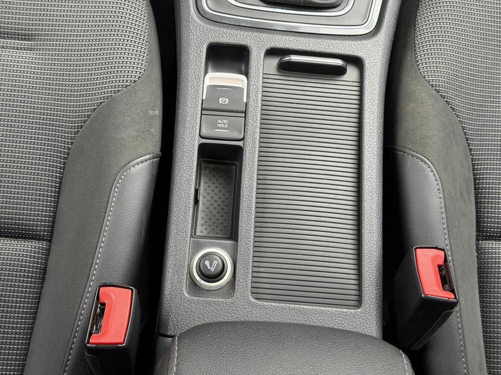 Volkswagen Golf 2018 imagen de coche #10