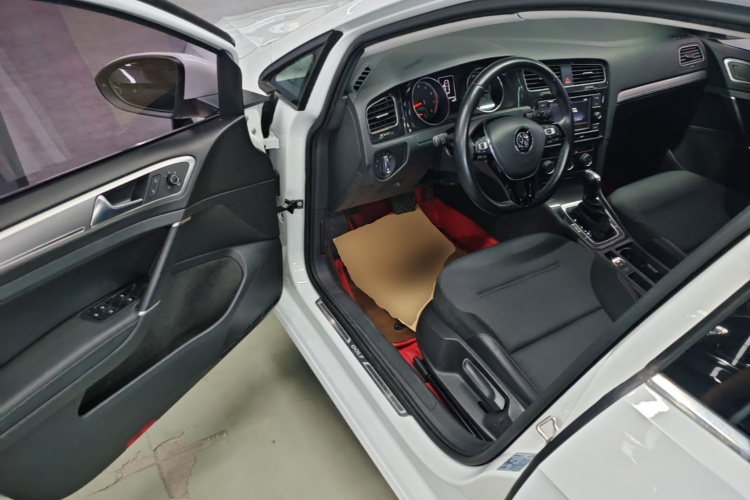 Volkswagen Golf 2018 #12 Volkswagen Golf 2018 car image #12