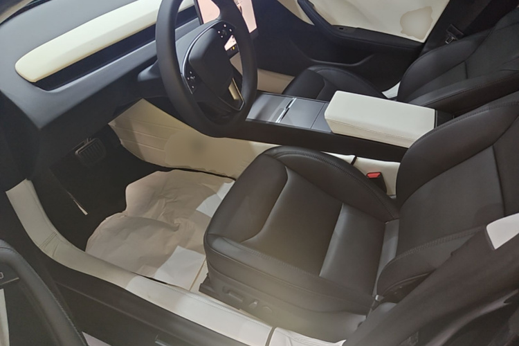Tesla Model 3 2024 #15 Tesla Model 3 2024 car image #15