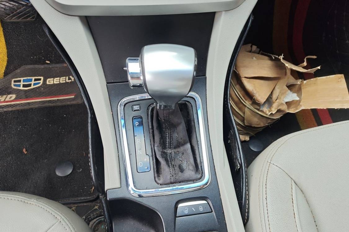 GEELY Emgrand 2014 #27 GEELY Emgrand 2014 immagine di auto #27