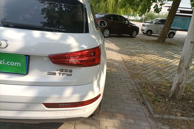 Audi Q3 2019 #8 Audi Q3 2019 car image #8