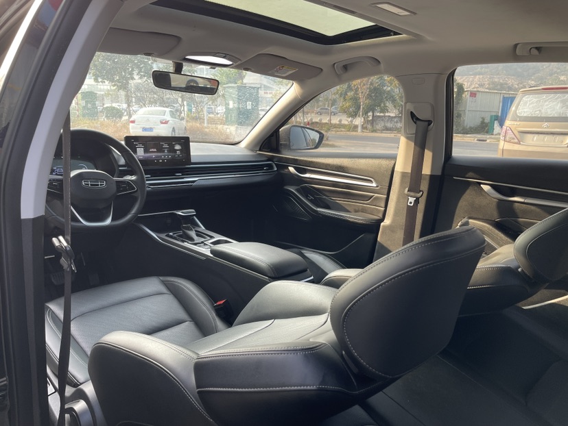 GEELY Emgrand 2022 car image #6