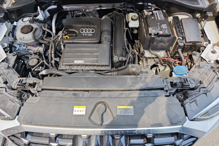 Audi Q3 2022 car image #22