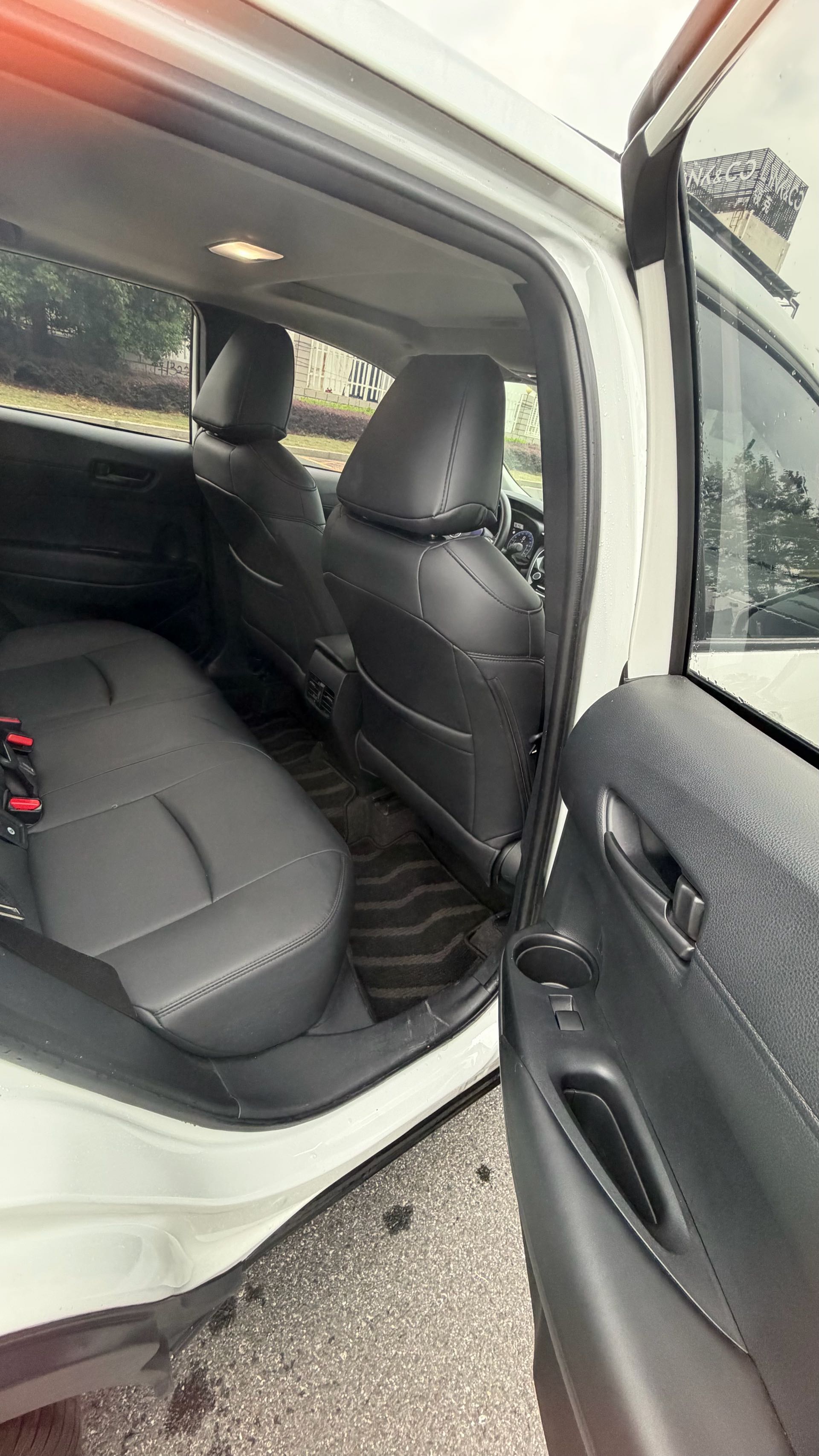 Toyota Corolla Cross 2024 صورة سيارة #7