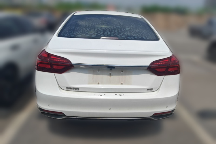 2019 car image #6