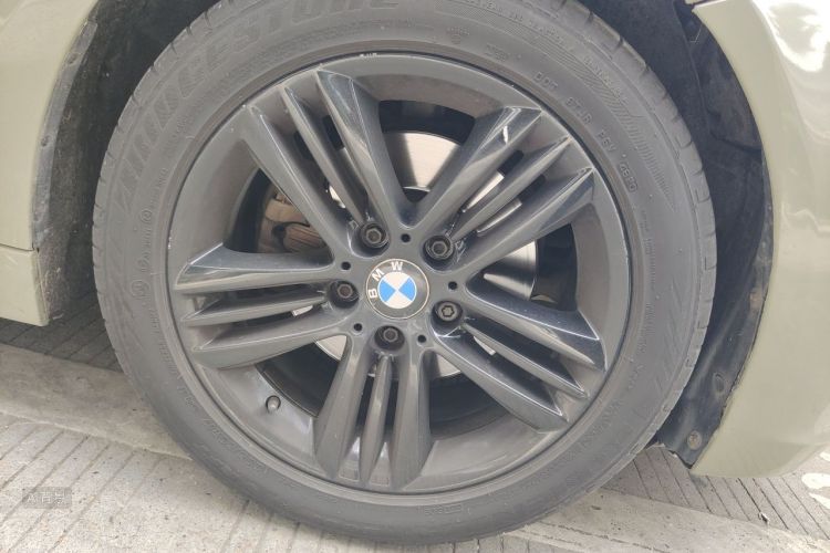 BMW 3 Series 2016 immagine di auto #9