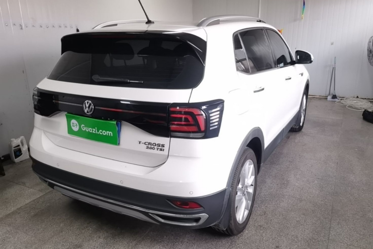 Volkswagen T-Cross 2020 #5 Volkswagen T-Cross 2020 car image #5