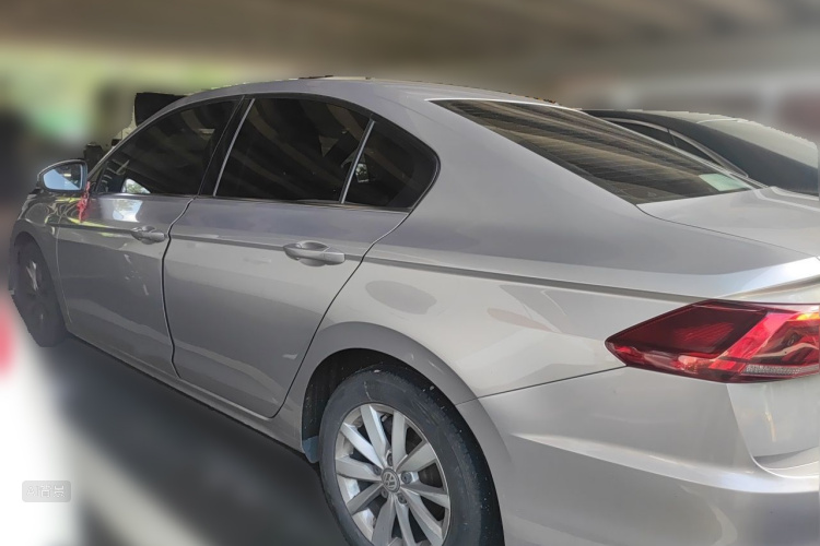 Volkswagen Bora 2019 #5 Volkswagen Bora 2019 car image #5
