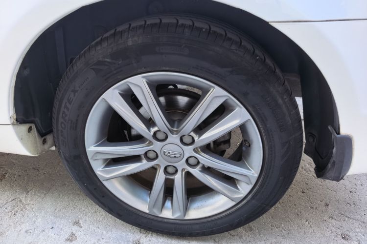 GEELY Emgrand 2016 car image #10
